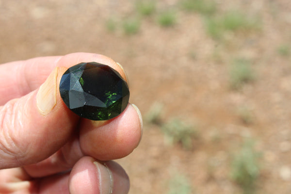 Special Fund Raiser -  SPACE TREASURE - Faceted and etched Moldavite - Impact Glass - Rare Beauty!