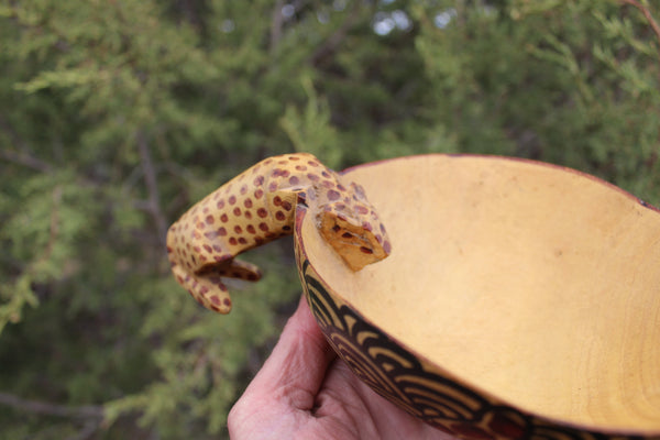 FUND RAISER -   Beautiful Artist Carved Wooden Bowl with Leopard From Mozambique -  Please No Discount Codes On This Listing!