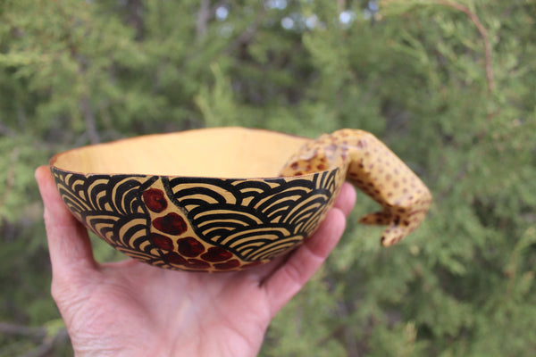 FUND RAISER -   Beautiful Artist Carved Wooden Bowl with Leopard From Mozambique -  Please No Discount Codes On This Listing!