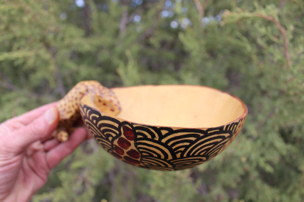 FUND RAISER -   Beautiful Artist Carved Wooden Bowl with Leopard From Mozambique -  Please No Discount Codes On This Listing!