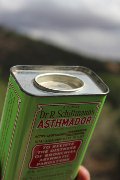 MEDICINE PHARMACY TIN DR. R. SCHIFFMANN'S ASTHMADOR Los Angeles, CA. W/Contents