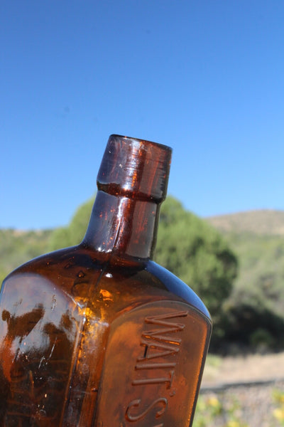 MEDICINE BOTTLE - WAIT'S WILD CHERRY TONIC THE GREAT TONIC Near Mint!