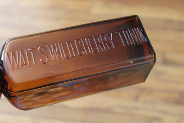 MEDICINE BOTTLE - WAIT'S WILD CHERRY TONIC THE GREAT TONIC Near Mint!