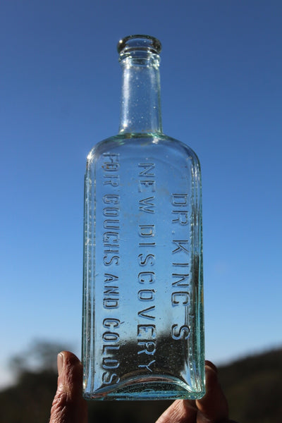 MEDICINE BOTTLE DR. KING'S NEW DISCOVERY For COUGHS And COLDS - Near Mint