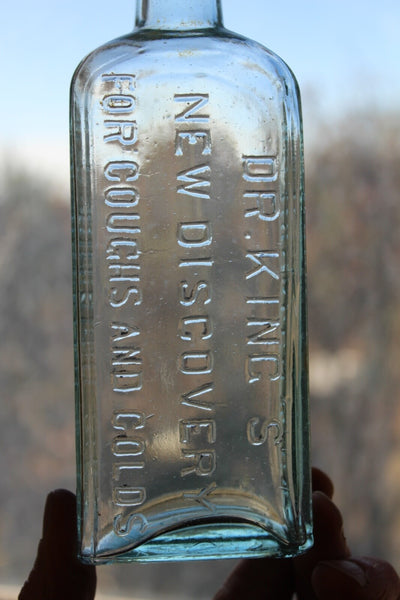 MEDICINE BOTTLE DR. KING'S NEW DISCOVERY For COUGHS And COLDS - Near Mint