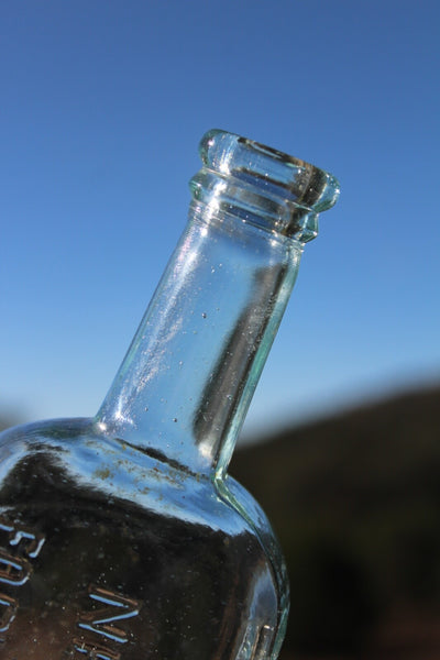 MEDICINE BOTTLE DR. KING'S NEW DISCOVERY For COUGHS And COLDS - Near Mint