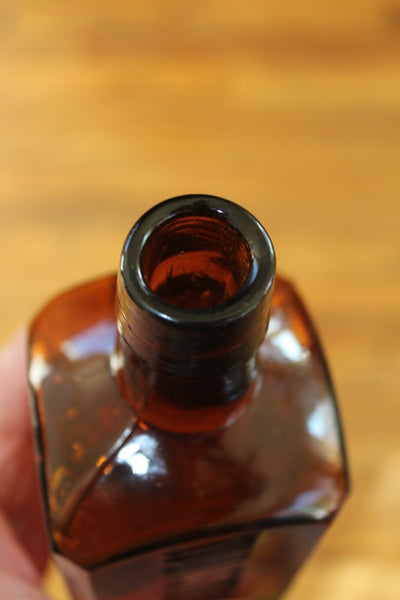 MEDICINE BOTTLE - WAIT'S WILD CHERRY TONIC THE GREAT TONIC Near Mint!