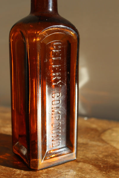 MEDICINE BOTTLE PAINE'S CELERY COMPOUND Near Mint Condition