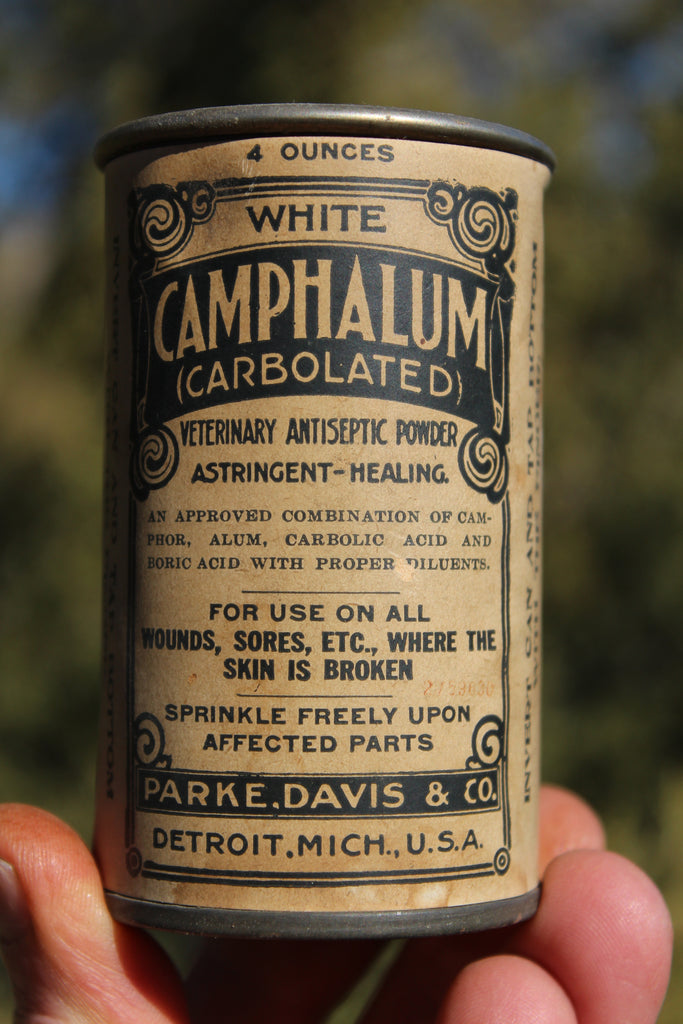 Old Apothecary Bottle - Circa 1910 - 1930  -  WHITE CAMPHALUM - Veterinarian Antiseptic - Park Davis & Co., Detroit, Mich. Scarce Item  With Contents - Please No Discount Codes On This Listing