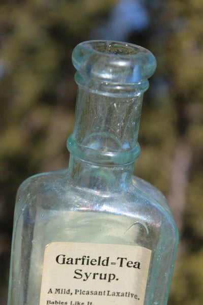Old Apothecary Bottle  -  Circa 1890 - GARFIELD-TEA SYRUP - Garfield Tea Co., Brooklyn, N.Y. (2 Labels) Near Mint -  Please No Discount Codes On This Listing