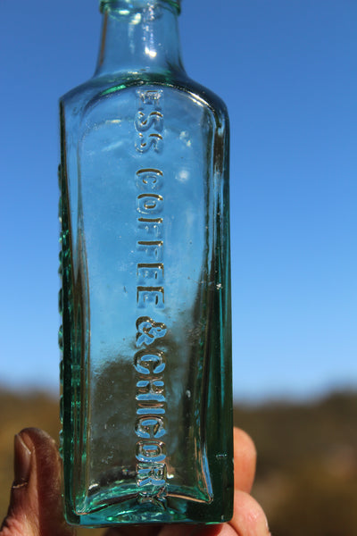 Old Apothecary Bottle  - Circa 1890 - ESS (Essence) COFFEE & CHICORY - EDINBURGH - SYMINGTON & Co. - Fine Condition -   Please No Discount Codes On This Listing
