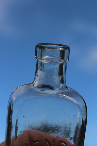 Old Apothecary Bottle  - Circa 1890 - VENO'S LIGHTNIN COUGH CURE - Mint Condition  -  Please No Discount Codes On This Listing
