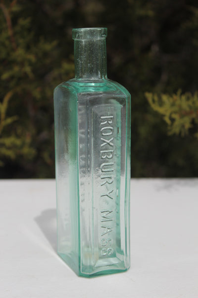 Old Apothecary Bottle  - Circa 1870 to 1880's - Scarce - Dr. KENNEDY'S - RHEUMATIC LINIMENT - ROXBURY, MASS - Fine Condition  - Please No Discount Codes On This Listing