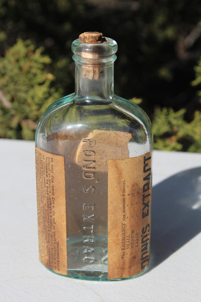 Old Apothecary Bottle  - Circa 1900 - POND'S EXTRACT with Label & Victorian Ad Card - Fine Condition Overall   -  Please No Discount Codes On This Listing
