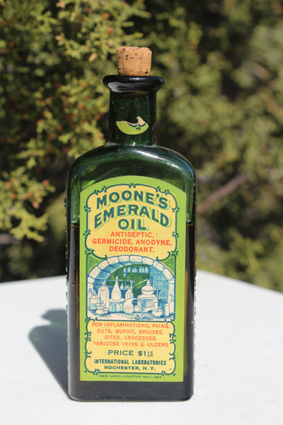 Old Apothecary Bottle  - Circa 1890 to 1900 - MOONE'S EMERALD OIL - ROCHESTER , N.Y. - Fine Bottle with Label and Contents  -  Please No Discount Codes On This Listing
