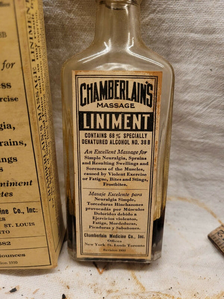 Old Apothecary Bottle - CHAMBERLAIN'S PAIN BALM RHEUMATISM MEDICINE LINIMENT BOTTLE ORIGINAL LABEL & BOX - Please No Discount Codes On This Listing