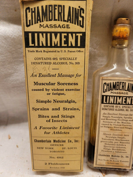 Old Apothecary Bottle - CHAMBERLAIN'S PAIN BALM RHEUMATISM MEDICINE LINIMENT BOTTLE ORIGINAL LABEL & BOX - Please No Discount Codes On This Listing