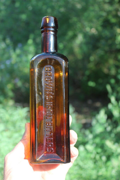 Old Apothecary Bottle - Circa 1875-1880 Brown's Iron Bitters - Gorgeous & Radiating In Color Attic Mint - Please No Discount Codes On This Listing